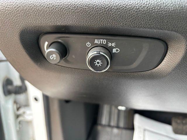 used 2022 Chevrolet Traverse car, priced at $33,280