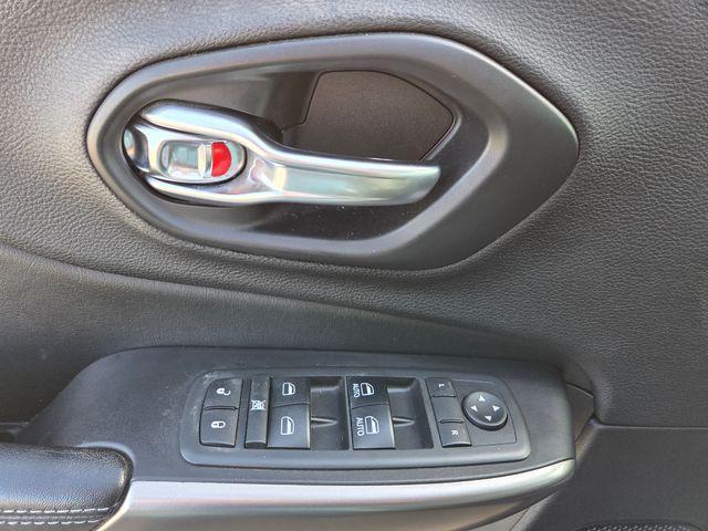 used 2019 Jeep Cherokee car, priced at $14,000