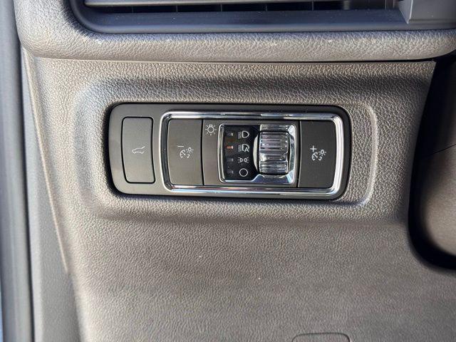 used 2023 Lincoln Corsair car, priced at $32,351