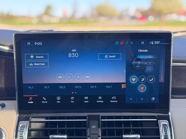 used 2022 Lincoln Navigator car, priced at $54,720