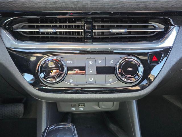 new 2025 Buick Envista car, priced at $28,320