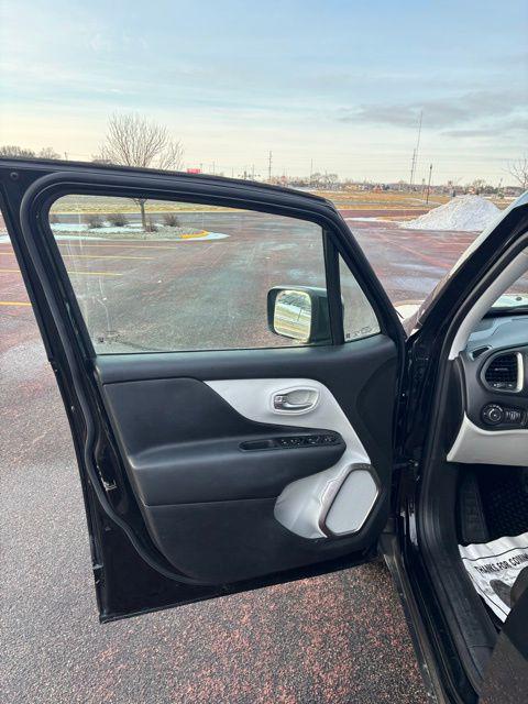 used 2022 Jeep Renegade car, priced at $20,799