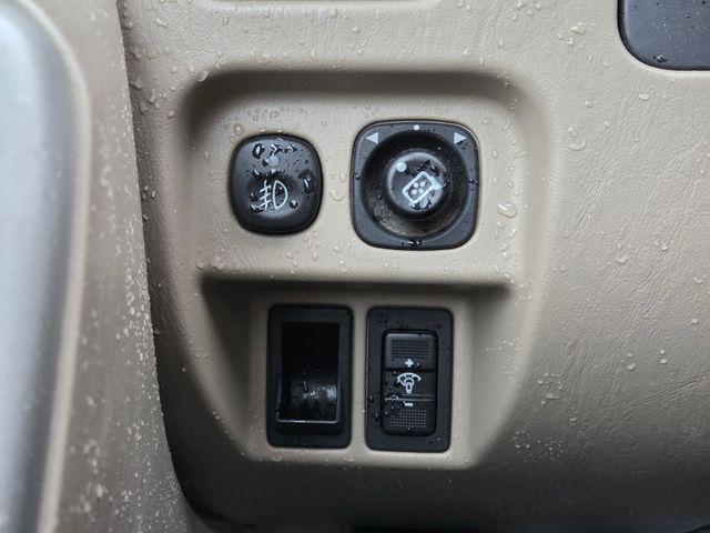 used 2007 Ford Escape car, priced at $3,500