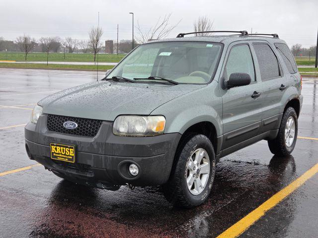 used 2007 Ford Escape car, priced at $3,500
