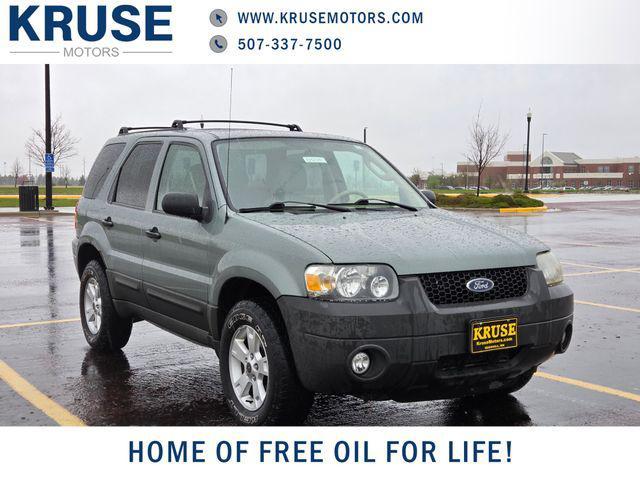 used 2007 Ford Escape car, priced at $3,500