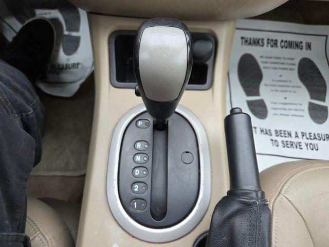 used 2007 Ford Escape car, priced at $3,500