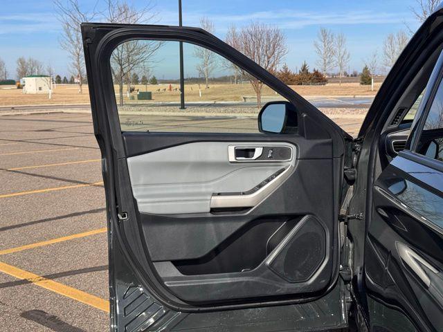 used 2023 Ford Explorer car, priced at $32,295