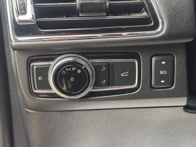 used 2019 Lincoln Navigator L car, priced at $24,746