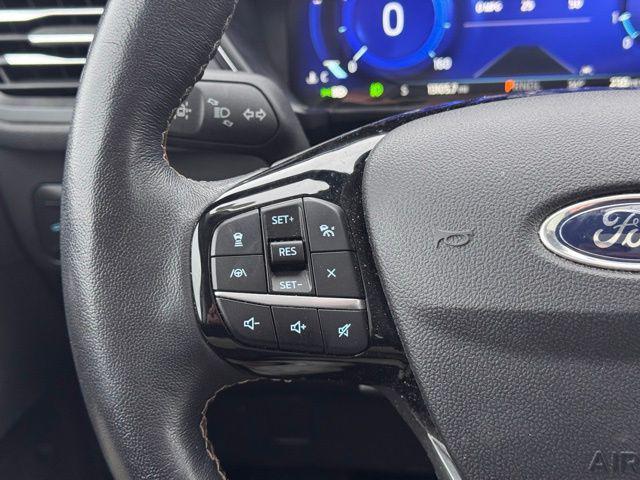 used 2022 Ford Escape car, priced at $26,860