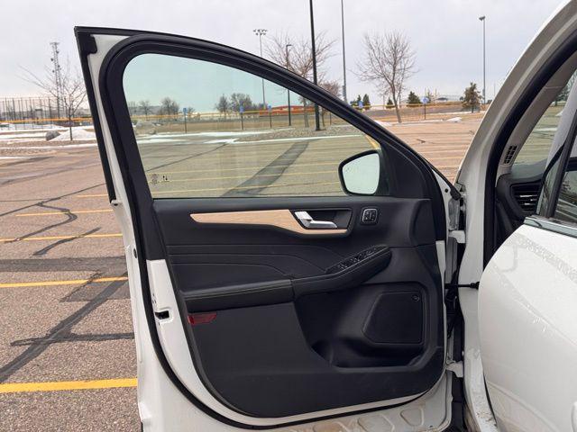 used 2022 Ford Escape car, priced at $26,860