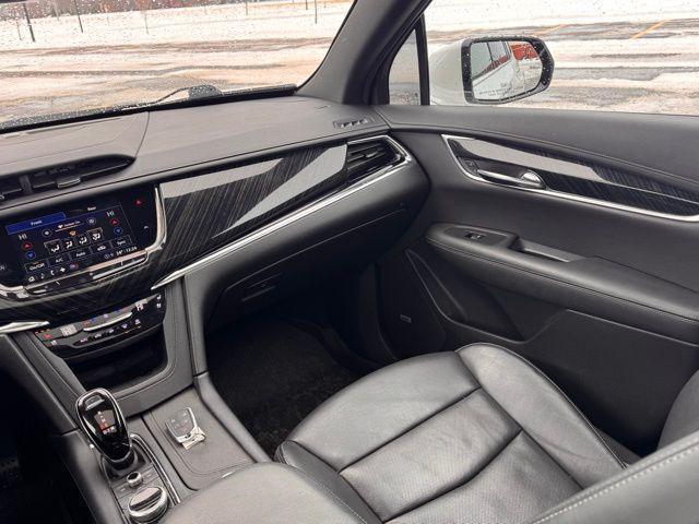 used 2021 Cadillac XT6 car, priced at $26,995