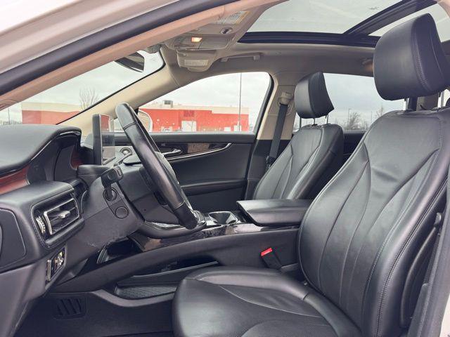 used 2023 Lincoln Nautilus car, priced at $33,995