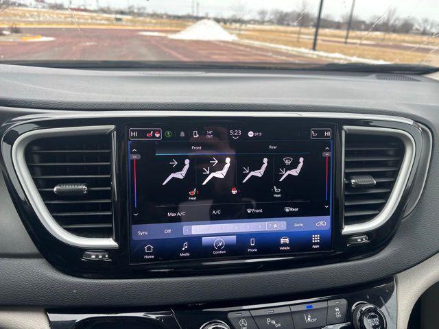 used 2023 Chrysler Pacifica car, priced at $22,999