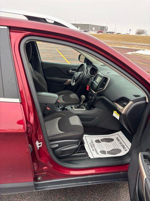 used 2018 Jeep Cherokee car, priced at $15,250