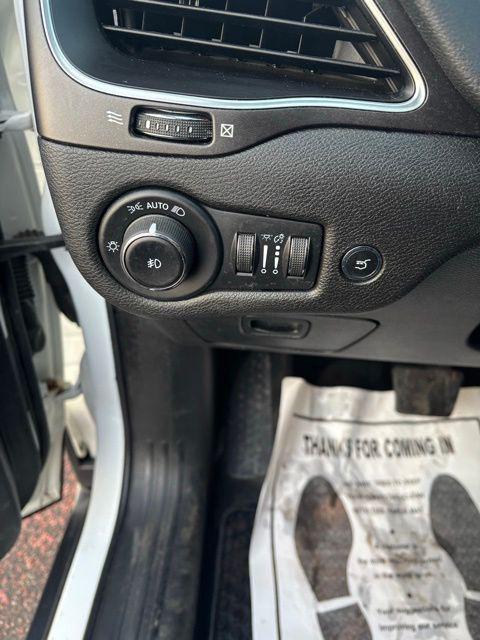 used 2021 Jeep Cherokee car, priced at $21,299