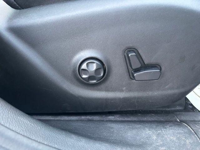 used 2021 Jeep Cherokee car, priced at $21,299