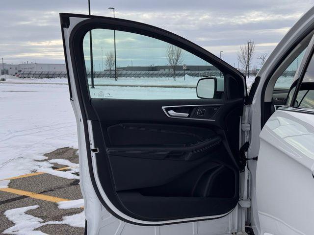 used 2023 Ford Edge car, priced at $28,695