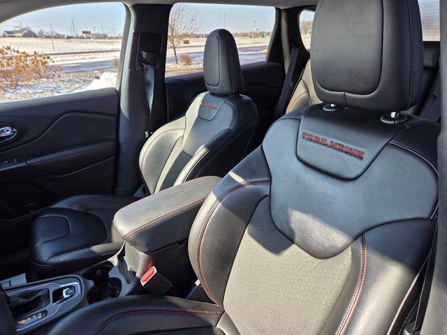 used 2022 Jeep Cherokee car, priced at $26,999