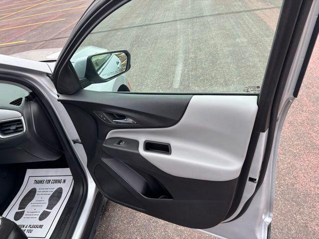 used 2022 Chevrolet Equinox car, priced at $18,220