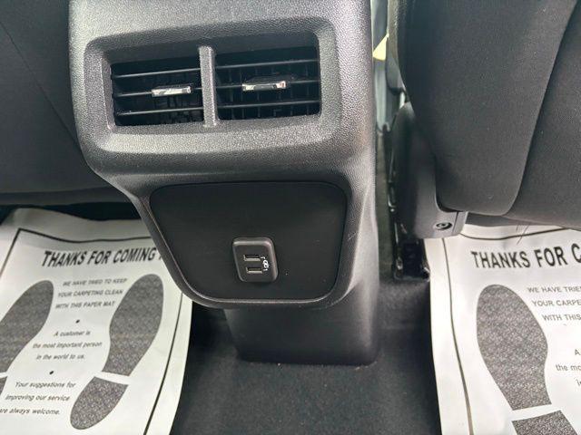 used 2022 Chevrolet Equinox car, priced at $18,220