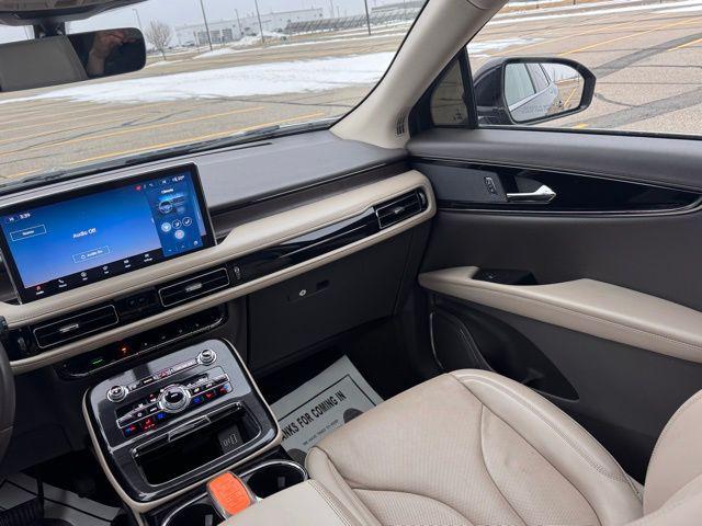 used 2023 Lincoln Nautilus car, priced at $37,695