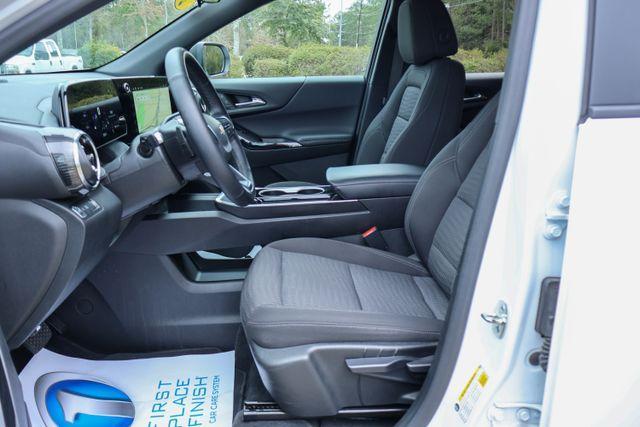 used 2025 Chevrolet Equinox car, priced at $24,440