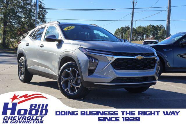 used 2025 Chevrolet Trax car, priced at $22,988