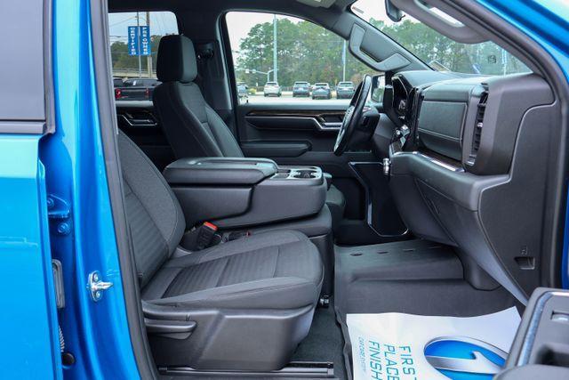 used 2022 GMC Sierra 1500 car, priced at $33,420