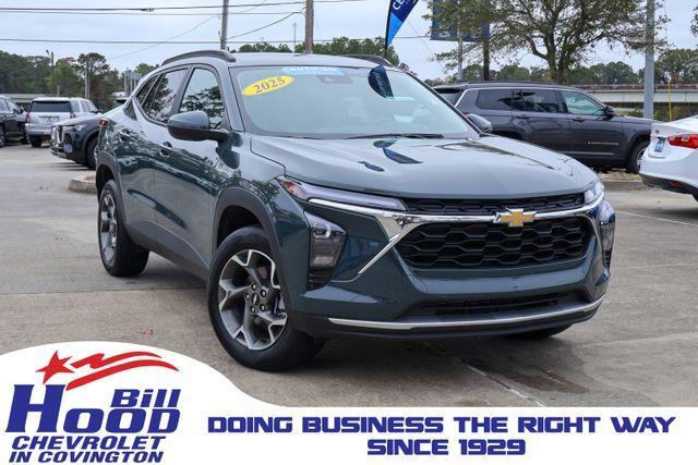 used 2025 Chevrolet Trax car, priced at $22,500