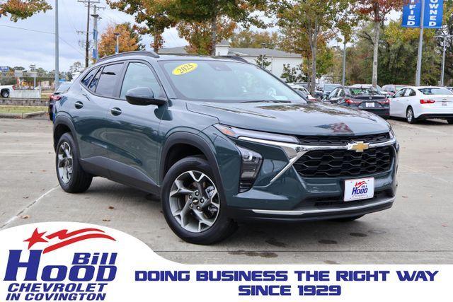 used 2025 Chevrolet Trax car, priced at $22,500