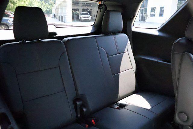 used 2023 Chevrolet Traverse car, priced at $29,500