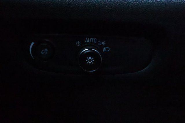 used 2023 Chevrolet Traverse car, priced at $29,500