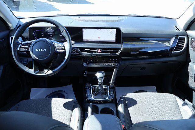 used 2025 Kia Seltos car, priced at $20,720