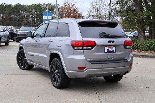 used 2021 Jeep Grand Cherokee car, priced at $17,799