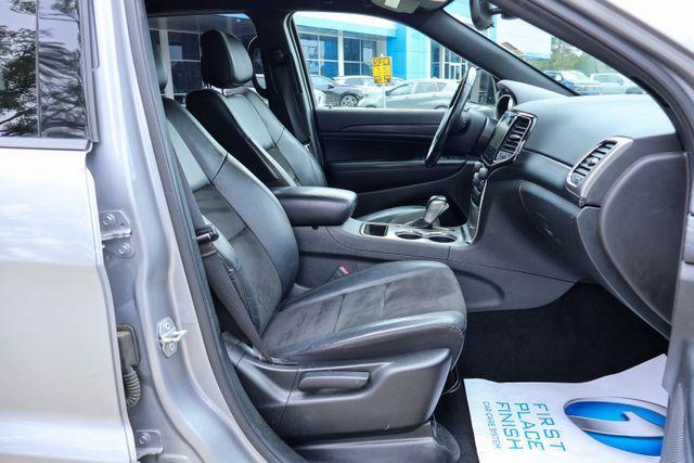 used 2021 Jeep Grand Cherokee car, priced at $17,799