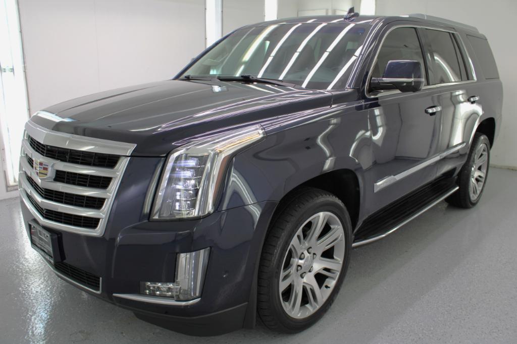 used 2018 Cadillac Escalade car, priced at $29,995