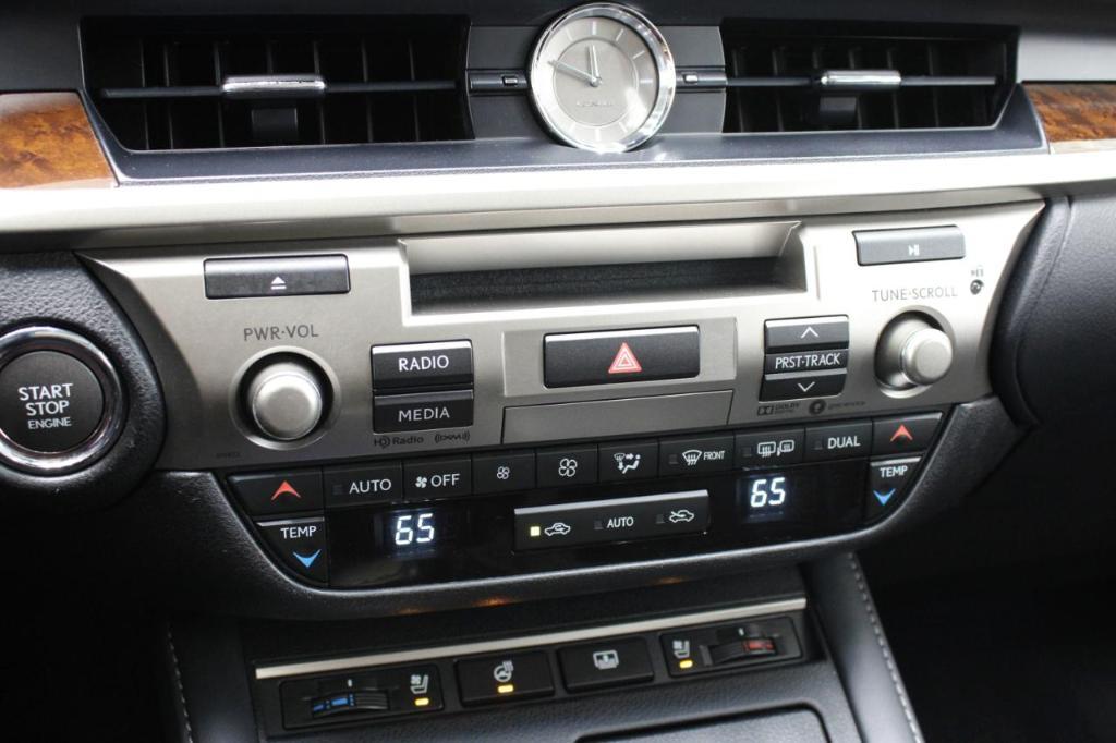 Lexus ES view 63