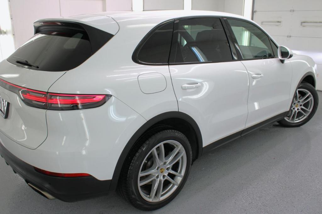 used 2020 Porsche Cayenne car, priced at $34,995