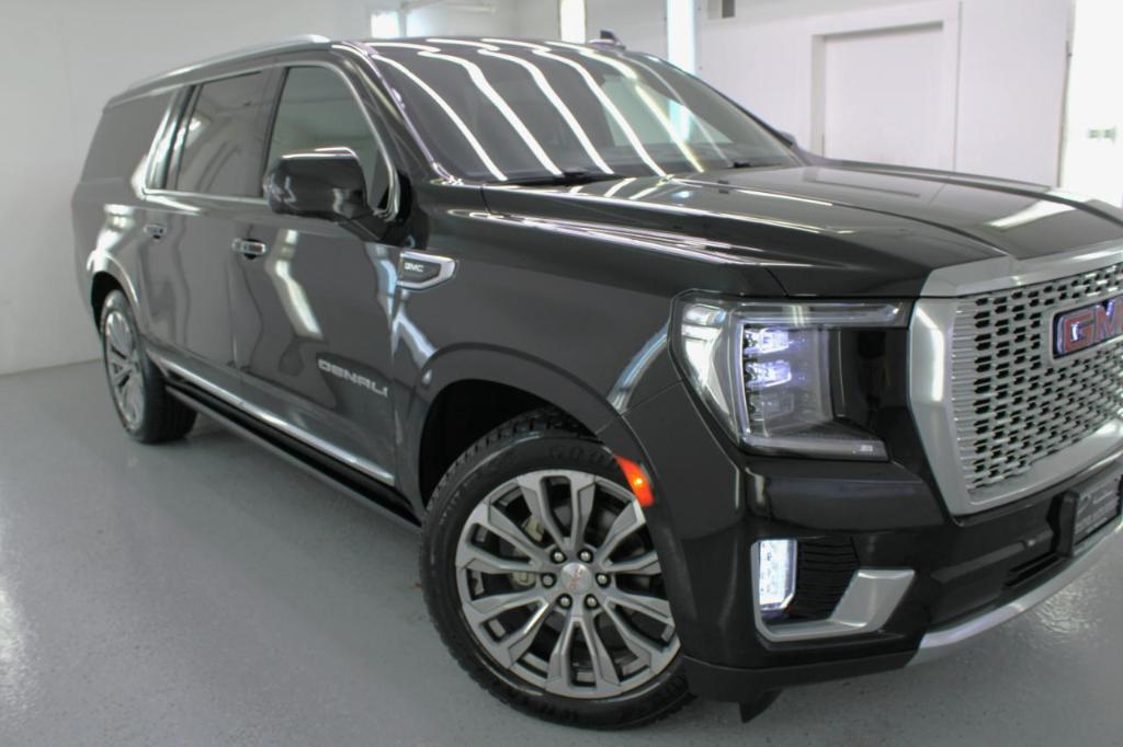 used 2021 GMC Yukon XL car, priced at $40,220