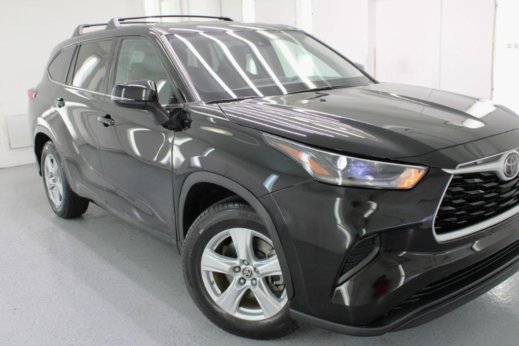 used 2021 Toyota Highlander car, priced at $21,995