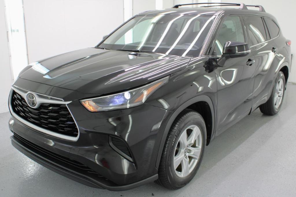 used 2021 Toyota Highlander car, priced at $21,995