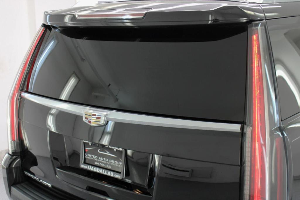 used 2019 Cadillac Escalade ESV car, priced at $30,220