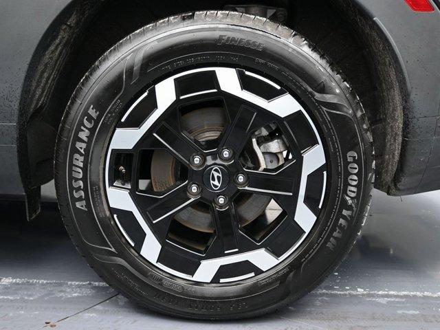 used 2024 Hyundai Santa Fe car, priced at $25,999