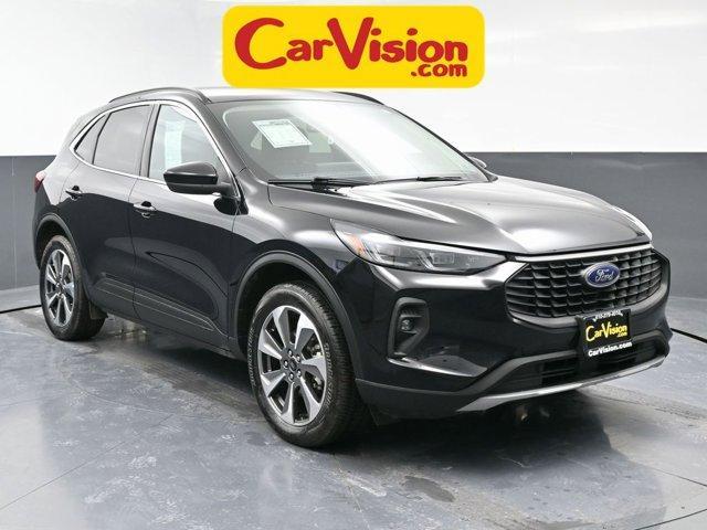 used 2025 Ford Escape car, priced at $25,999