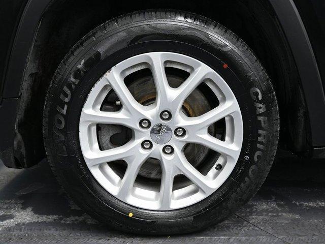 used 2018 Jeep Cherokee car, priced at $13,999