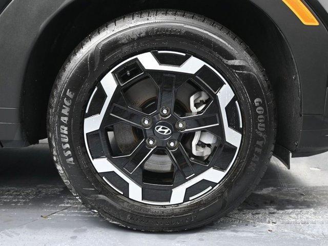 used 2025 Hyundai Santa Fe car, priced at $28,999