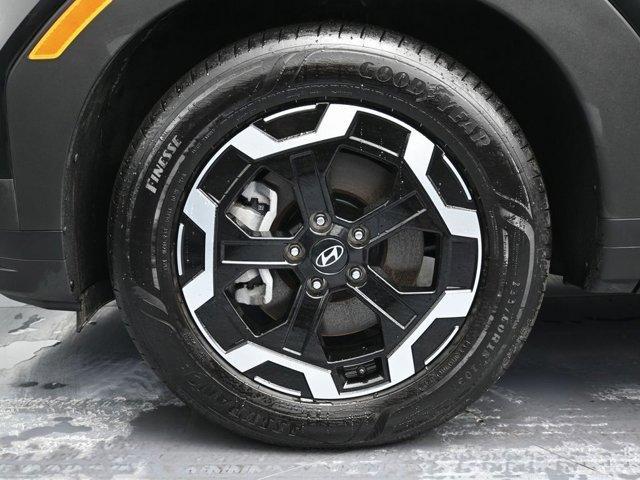 used 2025 Hyundai Santa Fe car, priced at $26,999