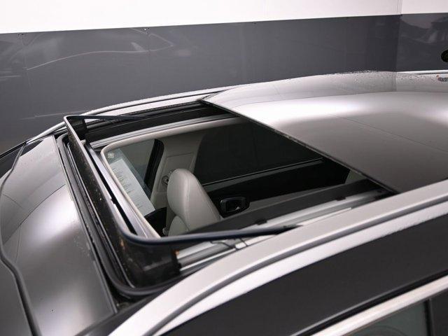 used 2025 Kia Sorento Hybrid car, priced at $31,999