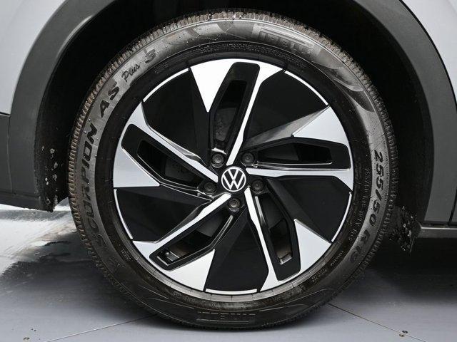 used 2022 Volkswagen ID.4 car, priced at $13,999