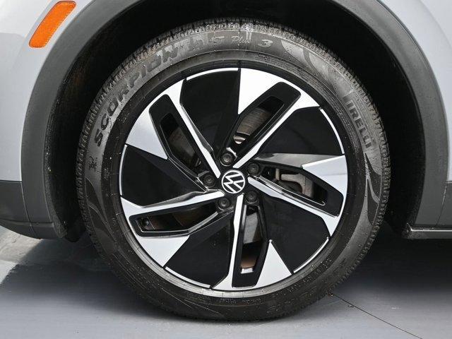 used 2022 Volkswagen ID.4 car, priced at $13,999